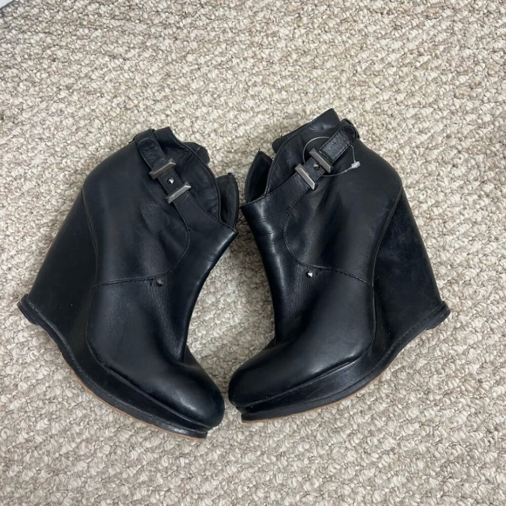 Sam Edelman Womens DALTON Booties Size 8 Black Leather Buckle Strap Wedge Heel